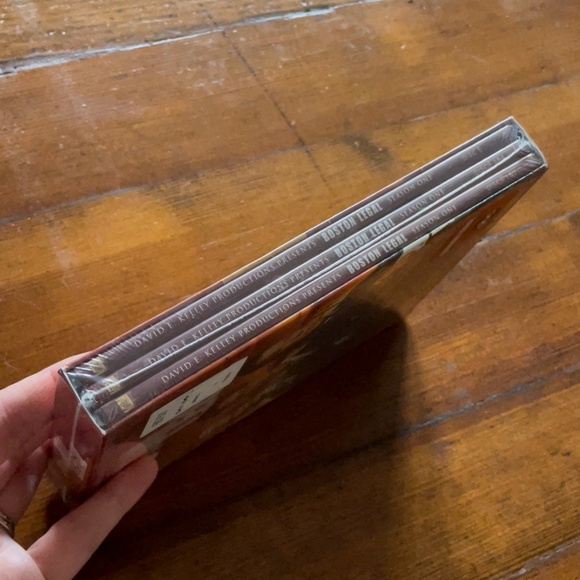 NEW Boston Legal Season One DVD set of 3 - Picture 3 of 3